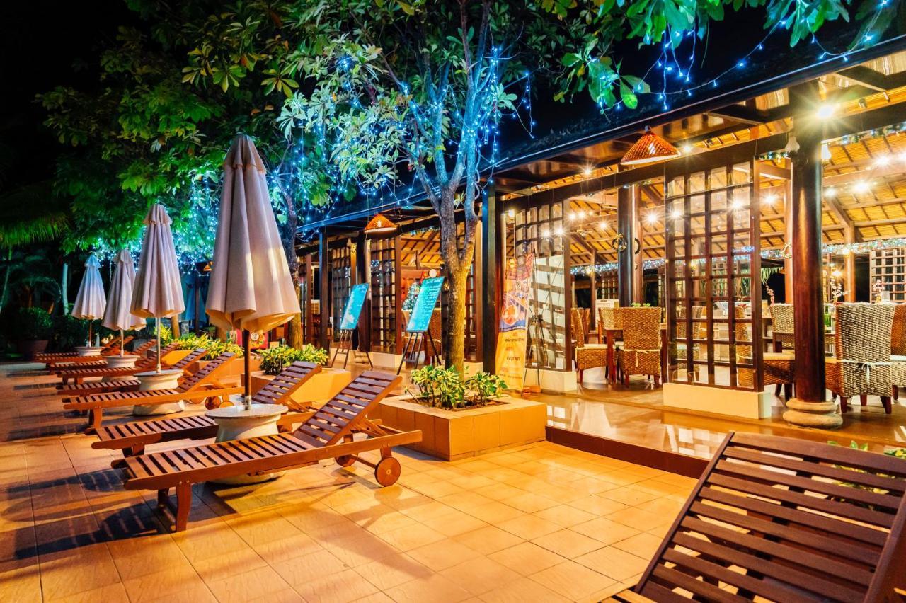 Lotus Muine Resort&Spa Phan Thiết Extérieur photo
